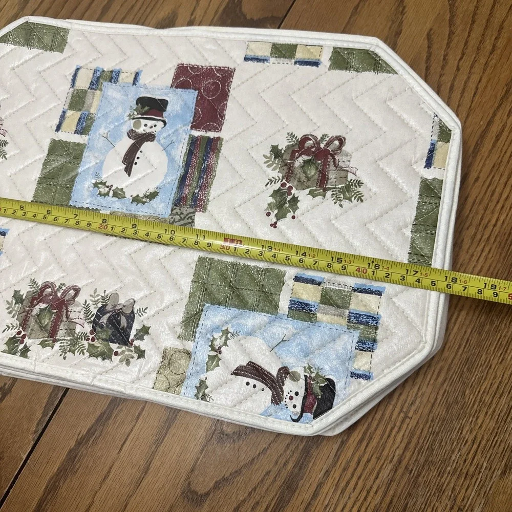 Set Of 8 Vintage‎ Quilted Wipeable Winter Placemats Snowman Cottage Core